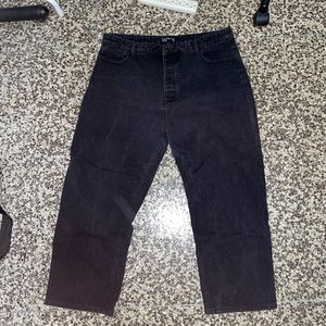 PrettyLittleThing Boyfriend Black Button Up Jeans- US20